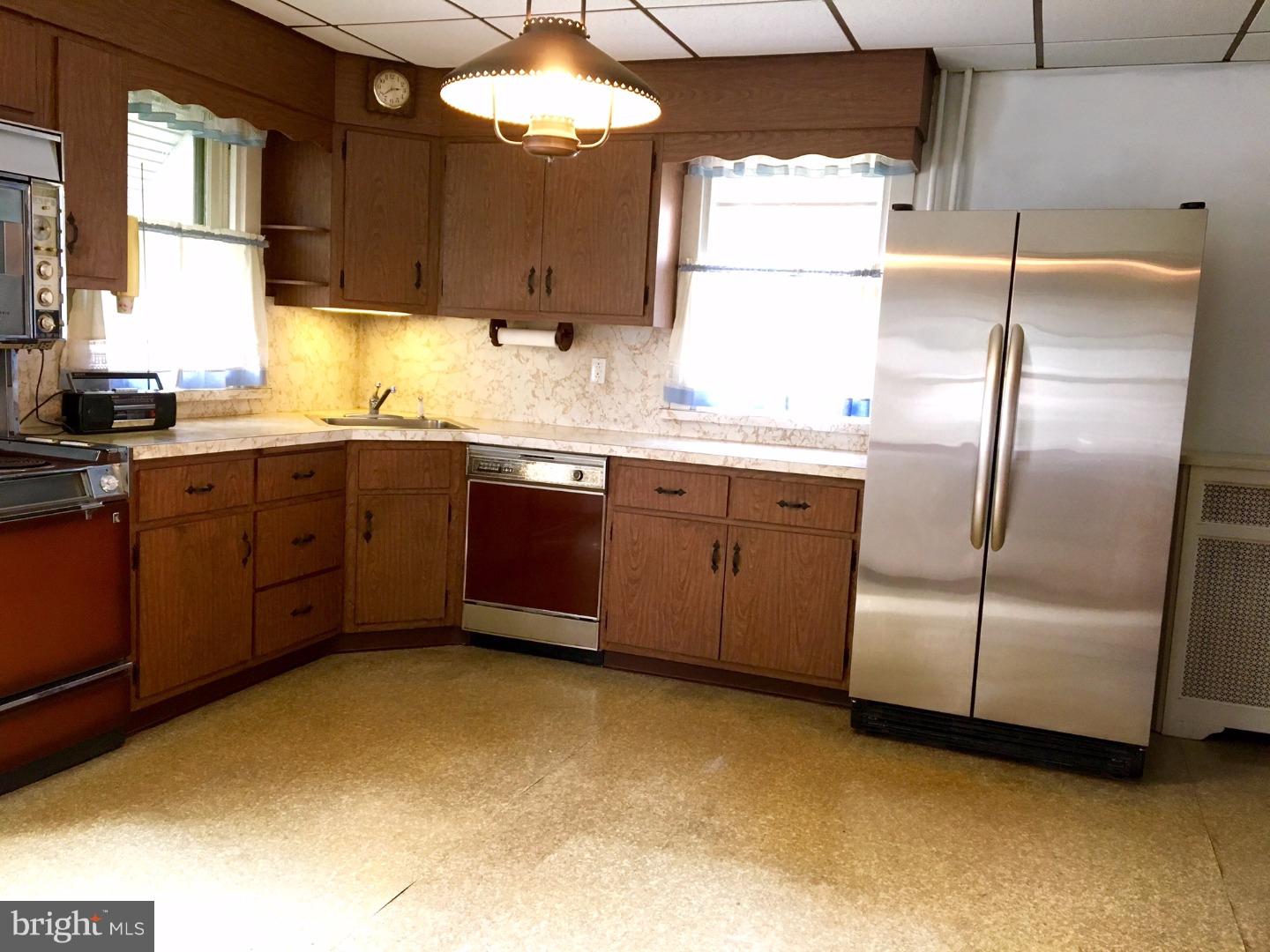 201 Riverview Avenue Ridley Park, PA 19078 - Photo 13 of 25 Kitchen