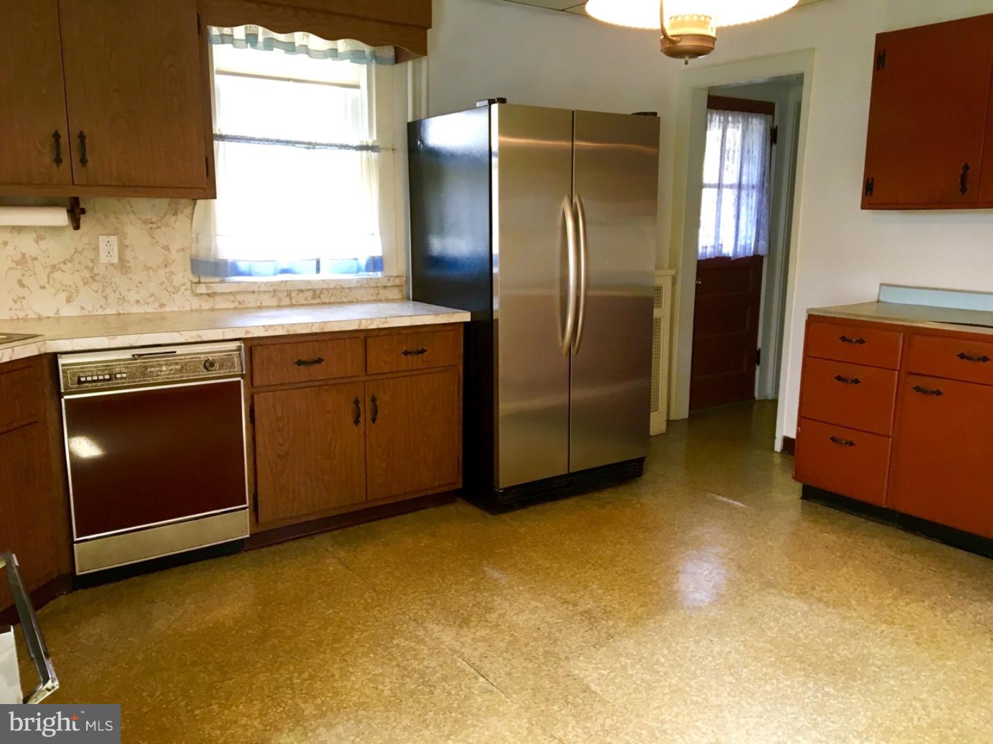 201 Riverview Avenue Ridley Park, PA 19078 - Photo 15 of 25 Kitchen