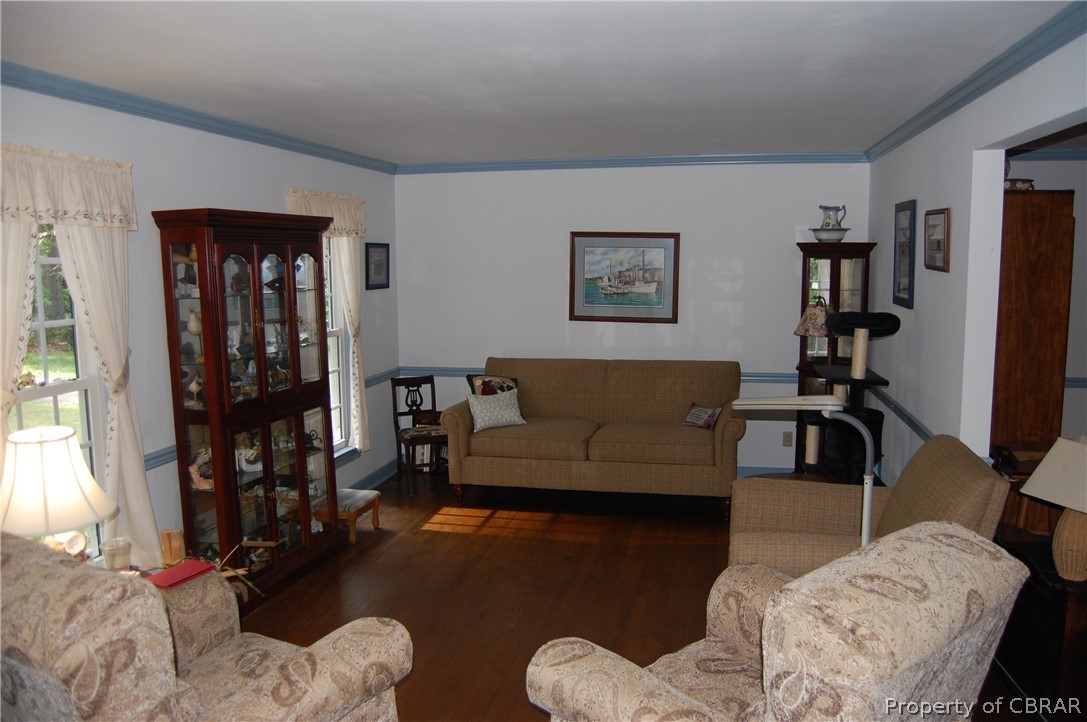 1729 Tyndall Point Road Gloucester Point, VA 23062 - Photo 10 of 27 Gallery Image 10