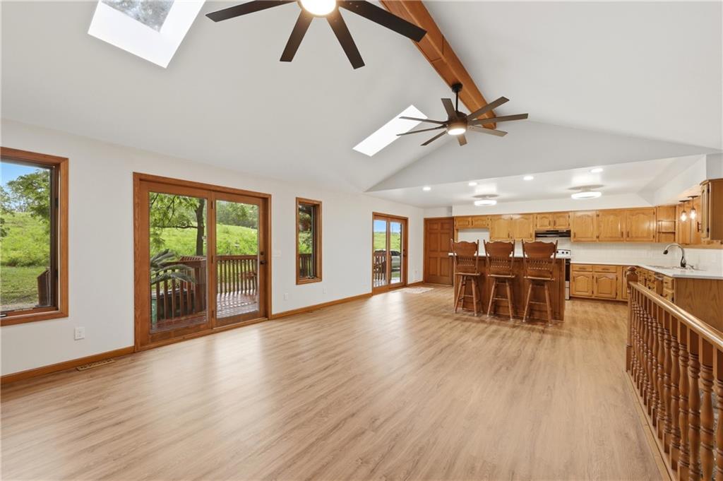 875 Kendall Road Peculiar, MO 64078 - Photo 5 of 54