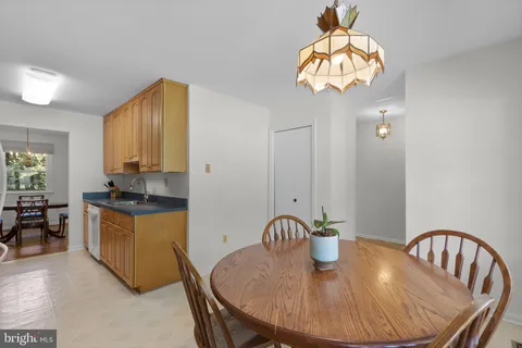 $700,000 | 9008 Edgewood Drive, Gaithersburg, MD 20877