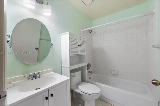 $3,599 | 2707 Pinewood Court, Unit 2707, Davie, FL 33328