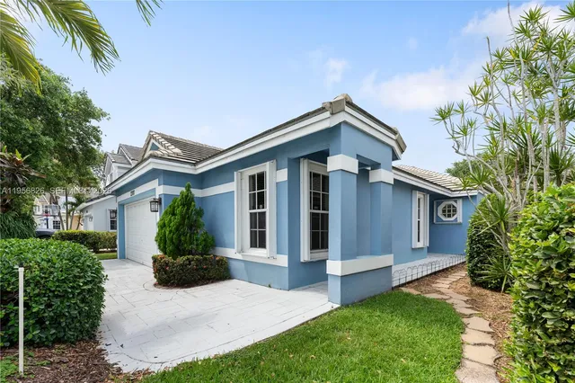 $3,599 | 2707 Pinewood Court, Unit 2707, Davie, FL 33328