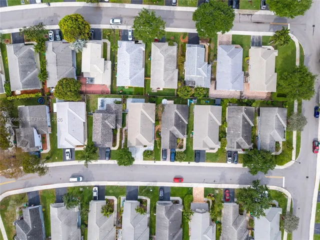 $3,599 | 2707 Pinewood Court, Unit 2707, Davie, FL 33328