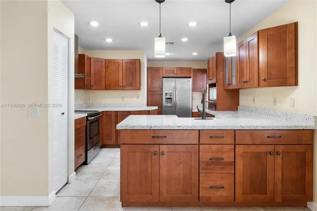 $3,599 | 2707 Pinewood Court, Unit 2707, Davie, FL 33328