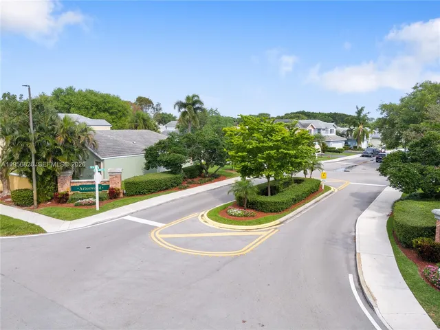 $3,599 | 2707 Pinewood Court, Unit 2707, Davie, FL 33328