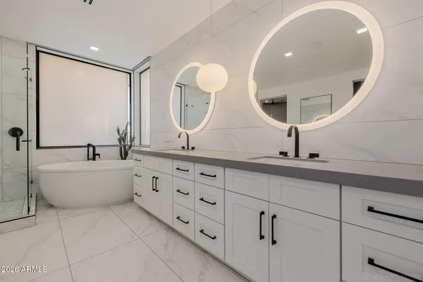 $4,500,000 | 14296 East Kalil Drive, Scottsdale, AZ 85259