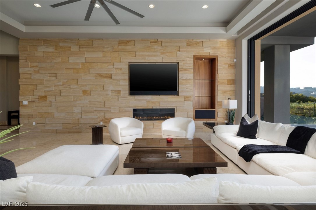 675 Scenic Rim Drive Henderson, NV 89012 - Photo 14 of 46