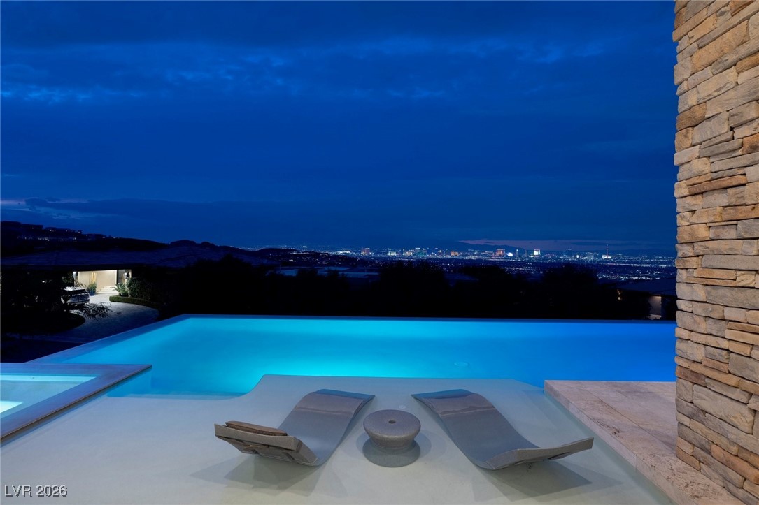 675 Scenic Rim Drive Henderson, NV 89012 - Photo 3 of 46