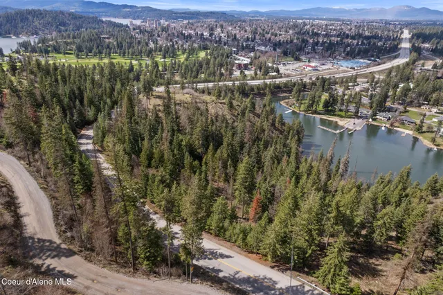 $300,000 | 2931 East Potlatch Hill Road, Coeur D'Alene, ID 83814
