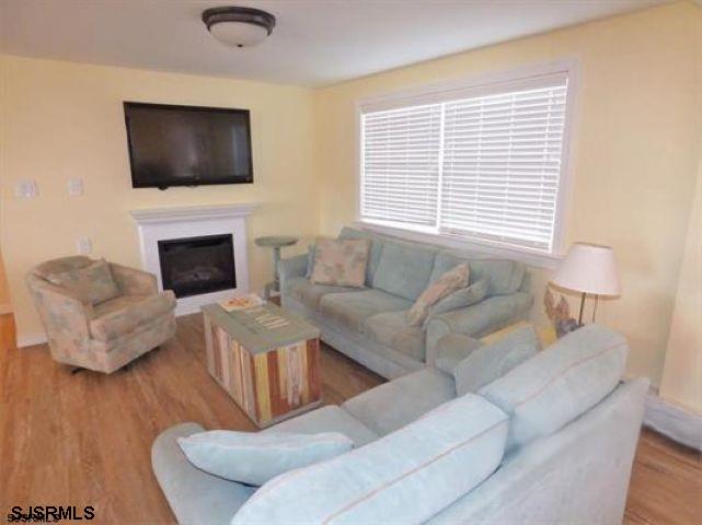 875 Stenton Place, Unit 1 Ocean City, NJ 08226 - Photo 2 of 19