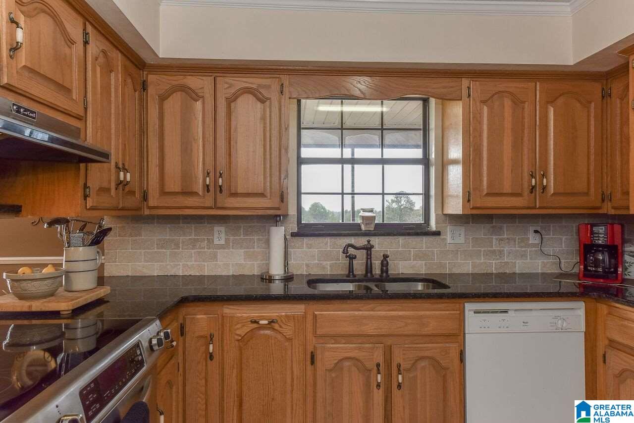 8430 Taylors Ferry Road Bessemer, AL 35023 - Photo 12 of 41