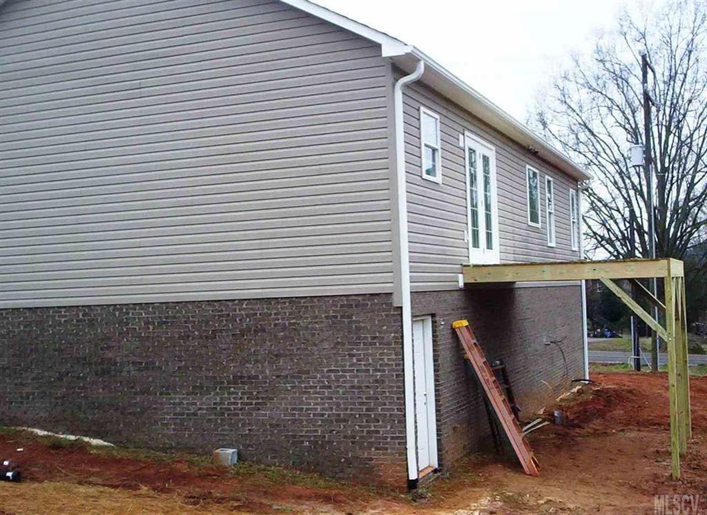 4481 Summit Circle Conover, NC 28613 - Photo 10 of 12 Gallery Image 10