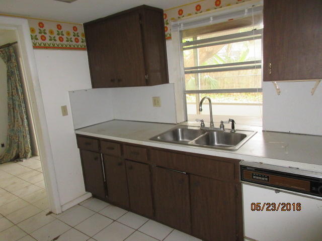 475 Northwest 16th Street Boca Raton, FL 33432 - Photo 4 of 12 IMG_0631