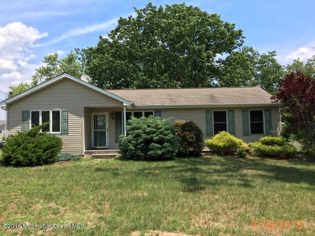 14 Spruce Road Howell, NJ 07731 - Photo 1 of 15 front