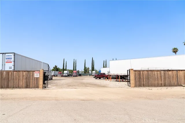 $1,100,000 | 455 East Caroline Street, San Bernardino, CA 92408