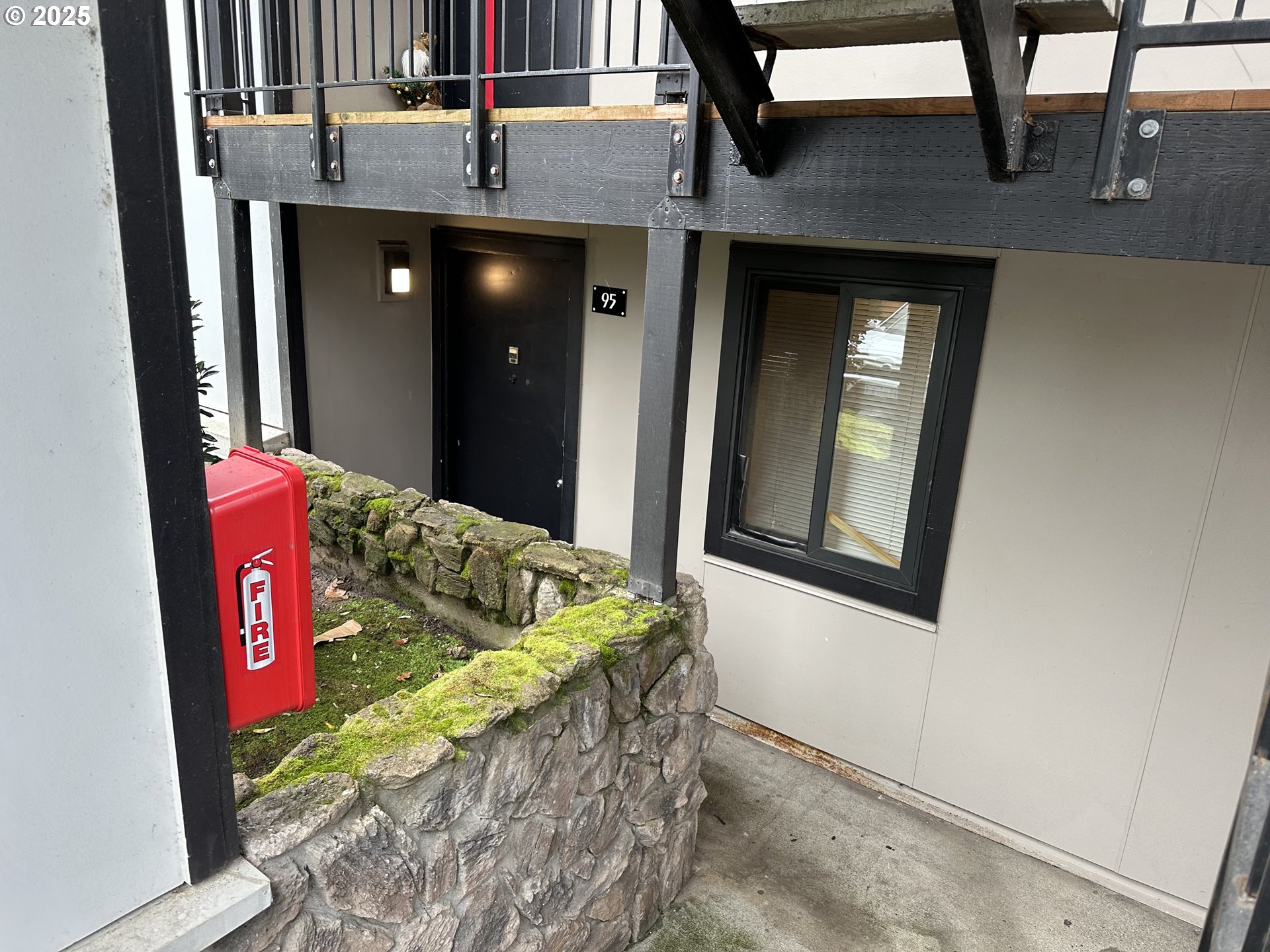 14095 Southwest Walker Road, Unit 95 Beaverton, OR 97005 - Photo 3 of 3