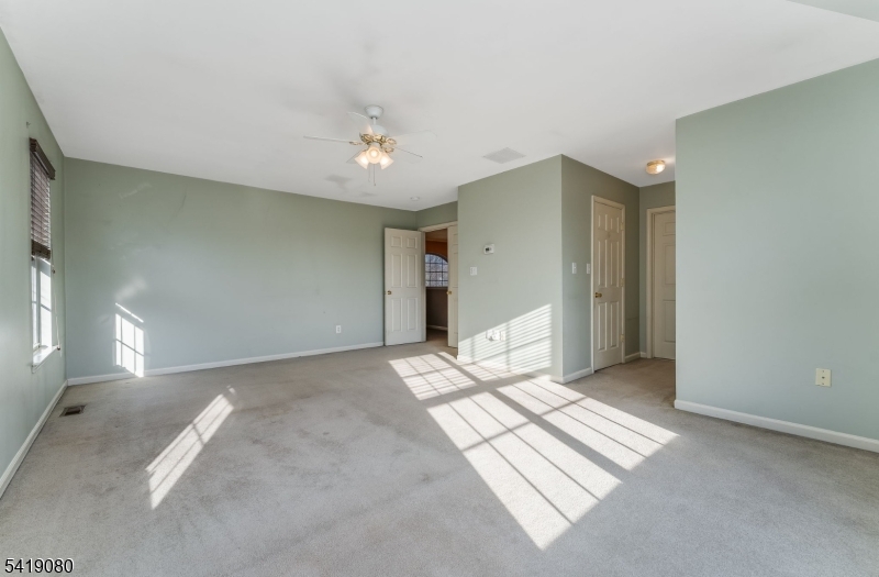 44 Colts Lane Flemington, NJ 08822 - Photo 15 of 32