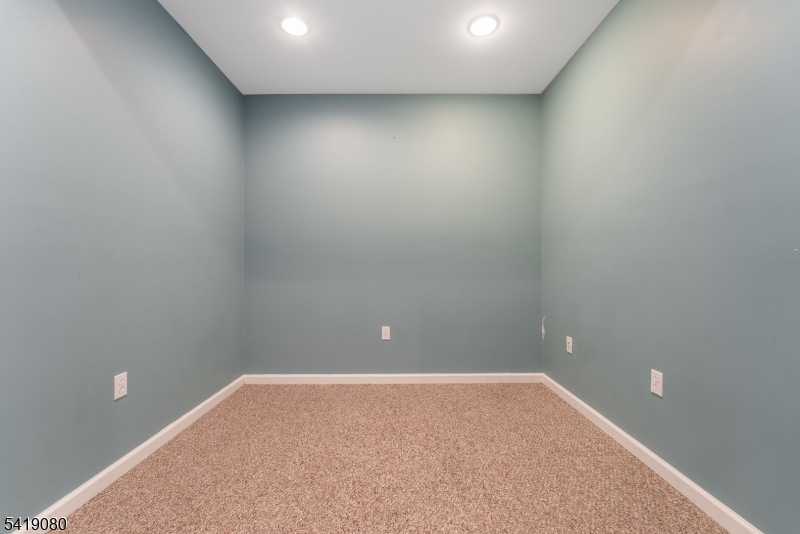 44 Colts Lane Flemington, NJ 08822 - Photo 19 of 32