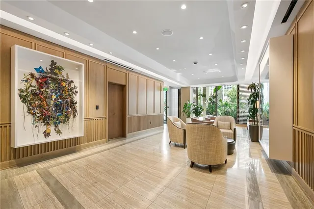 $8,000 | 2 Canal Street, Unit 2309, New Orleans, LA 70130