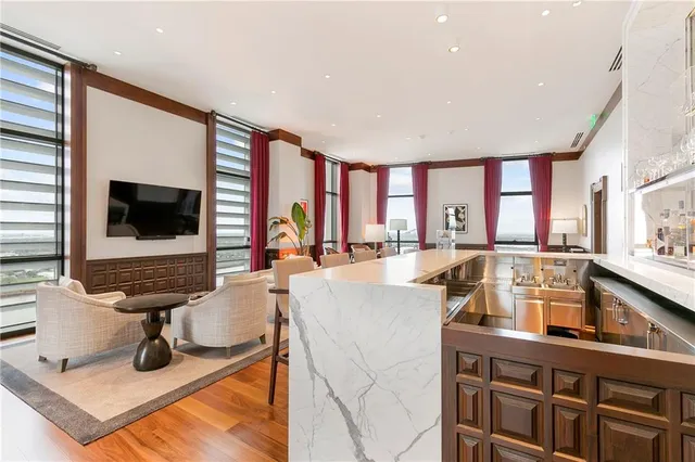 $8,000 | 2 Canal Street, Unit 2309, New Orleans, LA 70130