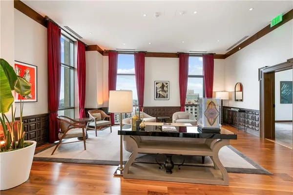 $8,000 | 2 Canal Street, Unit 2309, New Orleans, LA 70130