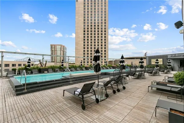 $8,000 | 2 Canal Street, Unit 2309, New Orleans, LA 70130