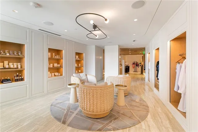 $8,000 | 2 Canal Street, Unit 2309, New Orleans, LA 70130