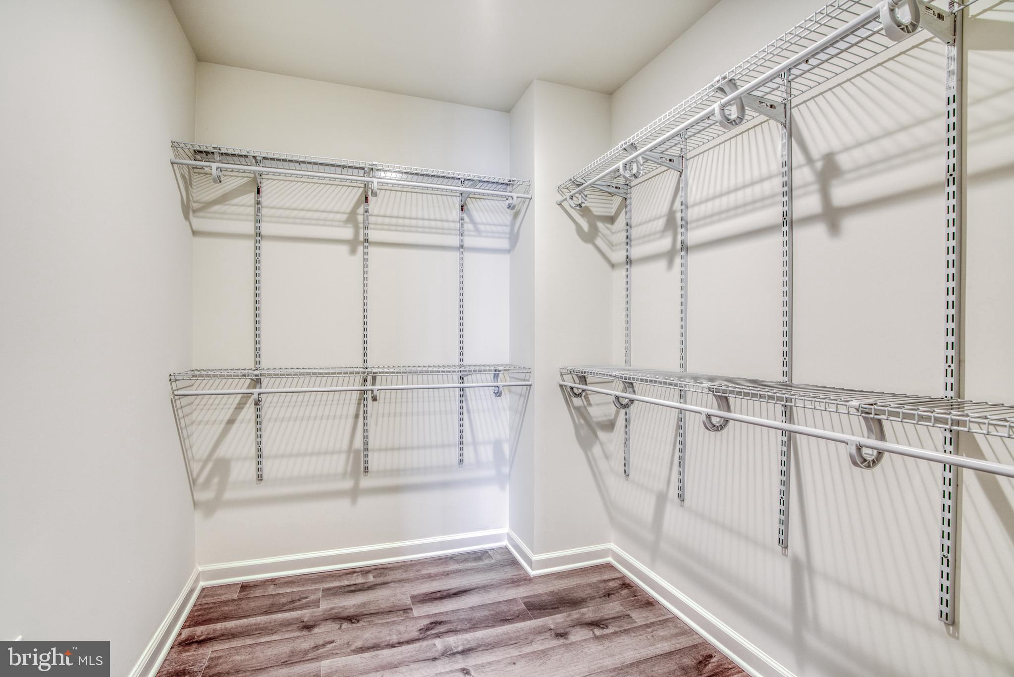 2702 Lighthouse Point East, Unit 626 Baltimore, MD 21224 - Photo 37 of 60 Walk-in closet