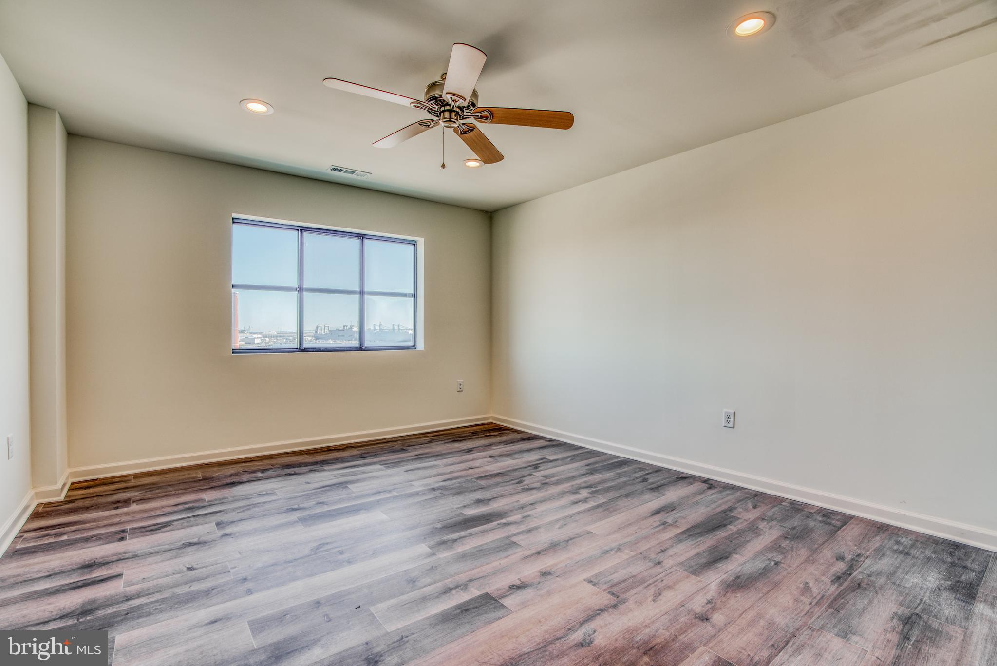 2702 Lighthouse Point East, Unit 626 Baltimore, MD 21224 - Photo 38 of 60 Spacious bedroom #3