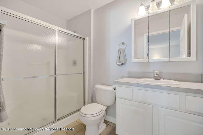 116 Dolphin Road Manahawkin, NJ 08050 - Photo 13 of 24 116 Dolphin Rd Manahawkin NJ-small-031-1