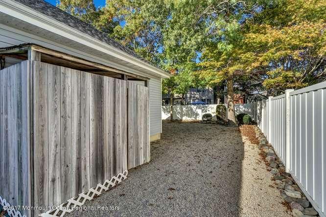 116 Dolphin Road Manahawkin, NJ 08050 - Photo 23 of 24 116 Dolphin Rd Manahawkin NJ-small-036-1
