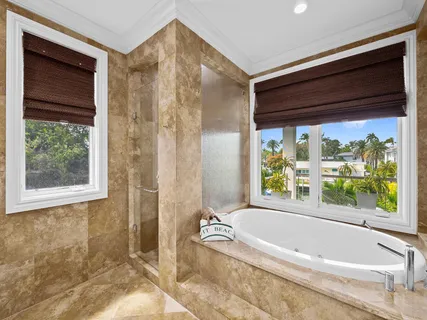 $4,695,000 | 717 Solar Isle Drive, Fort Lauderdale, FL 33301