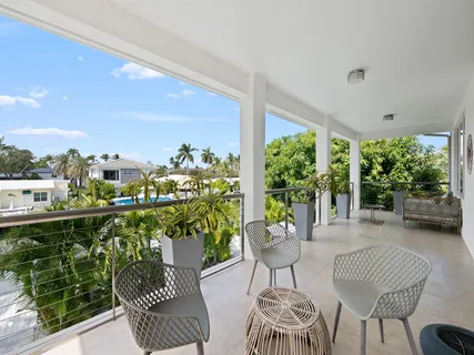 $4,695,000 | 717 Solar Isle Drive, Fort Lauderdale, FL 33301