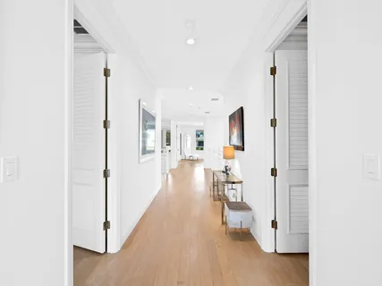 $4,695,000 | 717 Solar Isle Drive, Fort Lauderdale, FL 33301