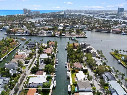 $4,695,000 | 717 Solar Isle Drive, Fort Lauderdale, FL 33301