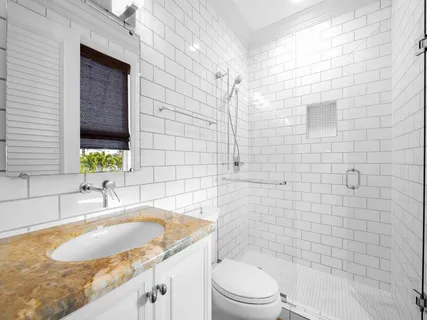 $4,695,000 | 717 Solar Isle Drive, Fort Lauderdale, FL 33301