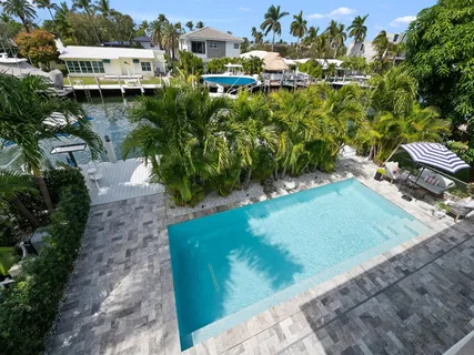 $4,695,000 | 717 Solar Isle Drive, Fort Lauderdale, FL 33301
