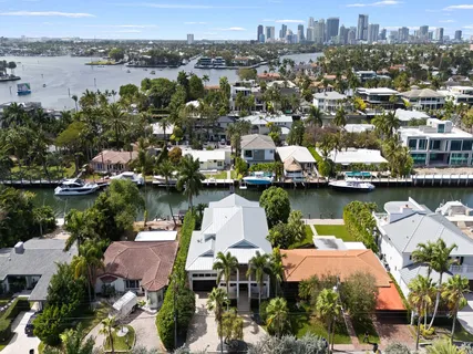 $4,695,000 | 717 Solar Isle Drive, Fort Lauderdale, FL 33301