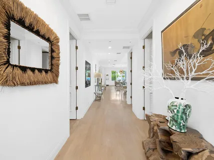 $4,695,000 | 717 Solar Isle Drive, Fort Lauderdale, FL 33301