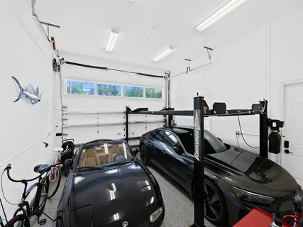 $4,695,000 | 717 Solar Isle Drive, Fort Lauderdale, FL 33301