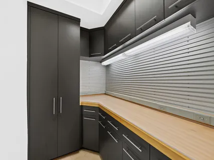 $4,695,000 | 717 Solar Isle Drive, Fort Lauderdale, FL 33301