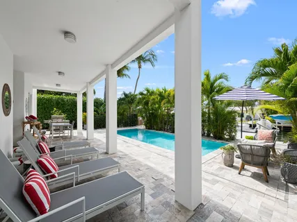 $4,695,000 | 717 Solar Isle Drive, Fort Lauderdale, FL 33301