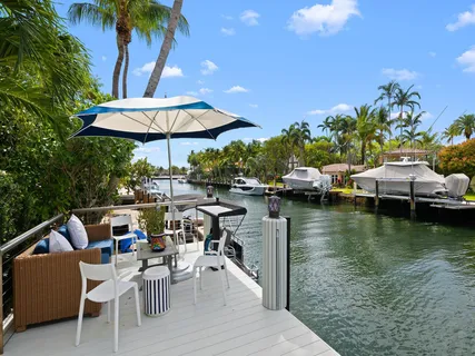 $4,695,000 | 717 Solar Isle Drive, Fort Lauderdale, FL 33301