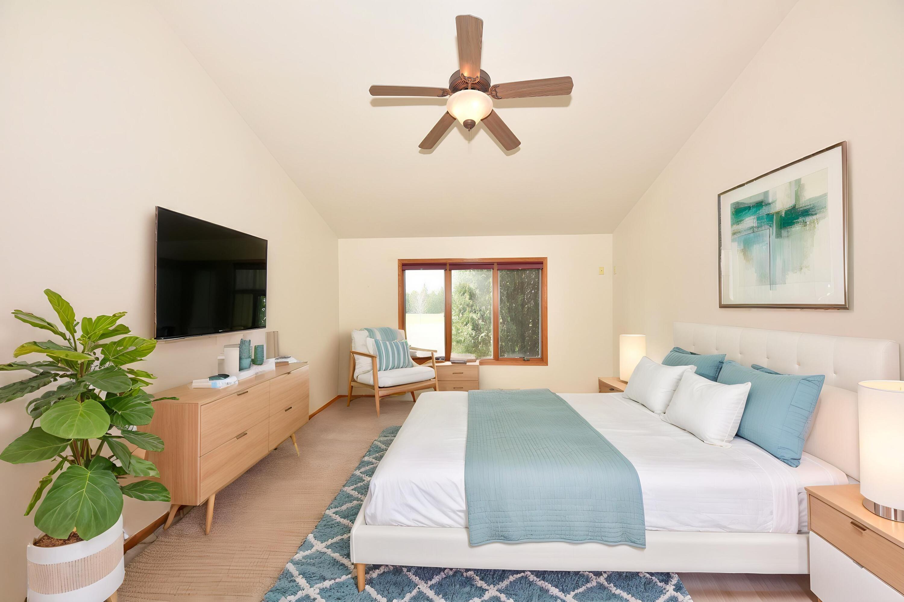 309 La Roche Lane Belgium, WI 53004 - Photo 19 of 32 Virtually staged primary bedroom