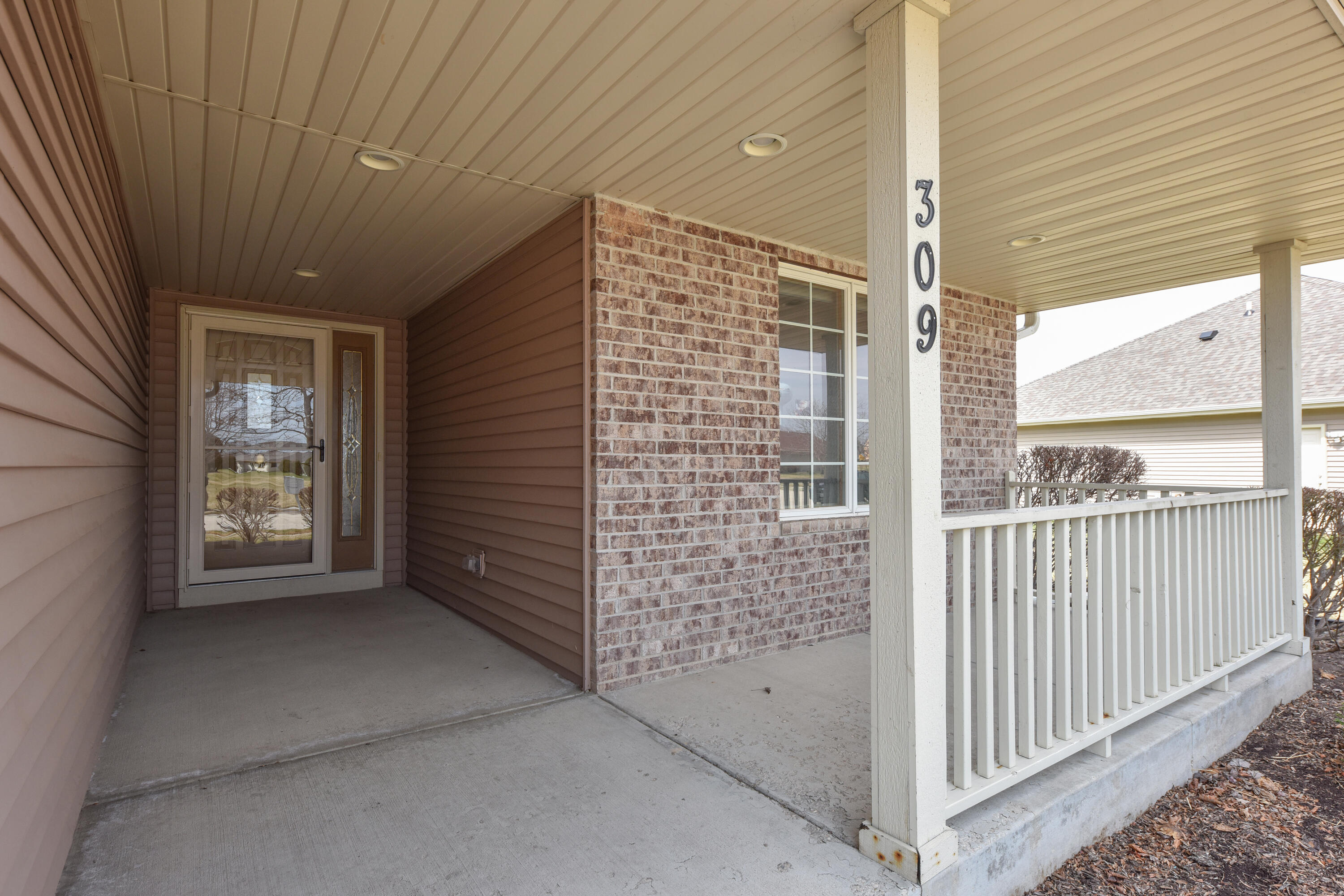 309 La Roche Lane Belgium, WI 53004 - Photo 2 of 32 Front Porch