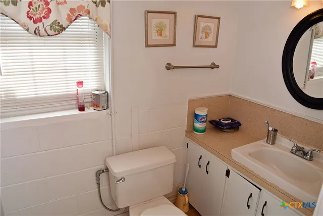 $165,000 | 407 Rorem Avenue, Palacios, TX 77465