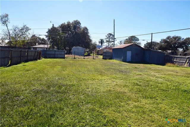 $165,000 | 407 Rorem Avenue, Palacios, TX 77465