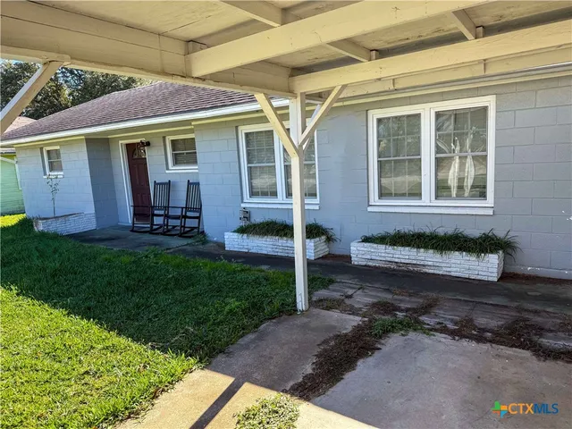 $165,000 | 407 Rorem Avenue, Palacios, TX 77465
