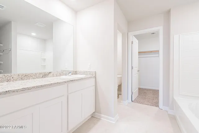 $2,000 | 130 Lucille Drive, Maurice, LA 70555